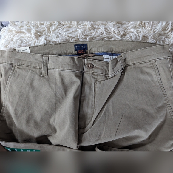 38x30 Dockers Washed Khaki Straight Fit - Picture 4 of 5